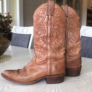 AUTH Frye boots (1 STRAP CHEWED by puppy)
